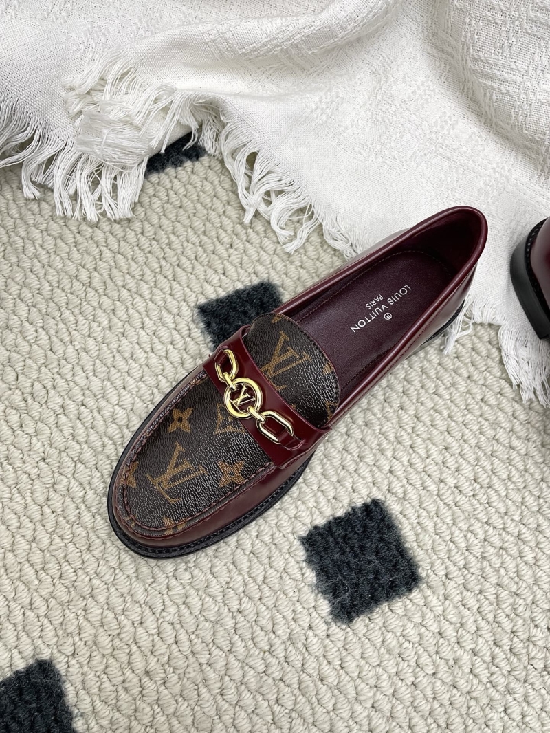 l0vis Vvtt0n loafers